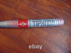 Easton TIPHOON end loaded usssa ISA 1.20 slowpitch softball bat 26 oz