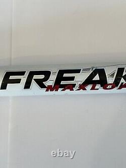 Used 2017 Miken Freak PT Platinum Maxload USSSA Softball Bat 34 MFPTMU 28oz
