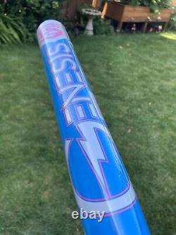 NOUVEAU 2024 Louisville Slugger Genesis Bubble Gum 1Piece USSSA Bat de Softball REÇU